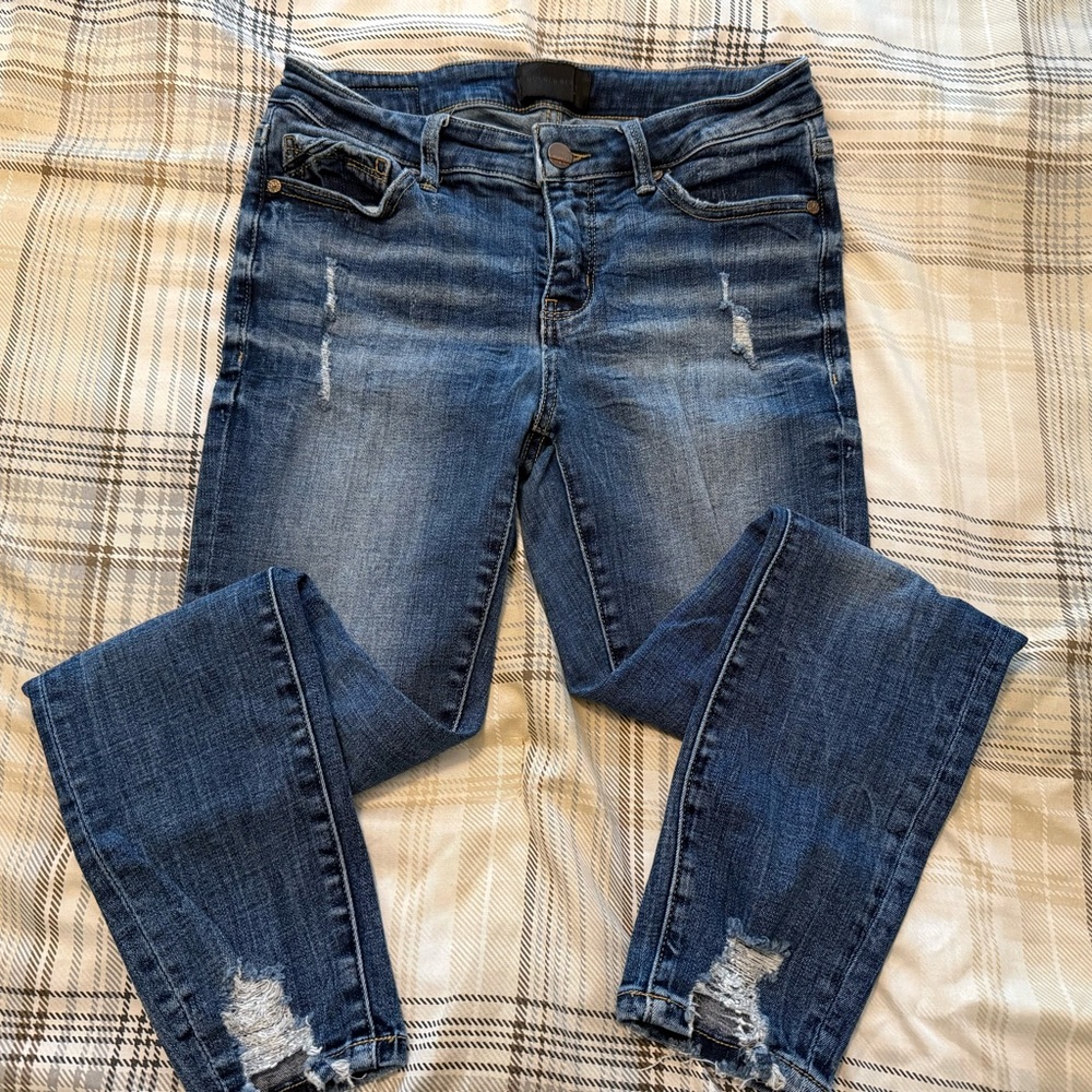 Black from Buckle women’s Distressed Jeans